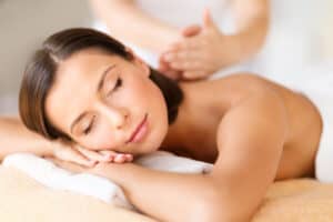 Wink and Wave Toronto Mobile Beauty Services RMT Massages